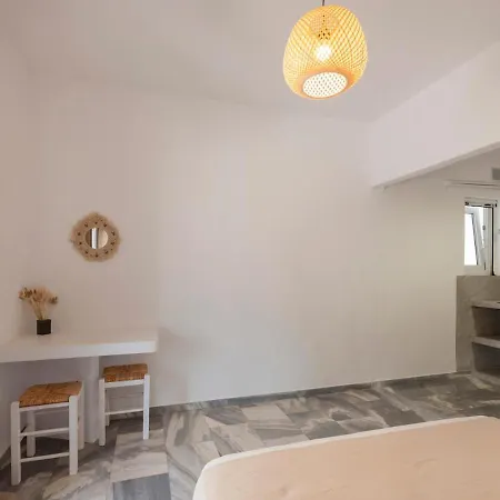 Feriehus Artemida Two Páros